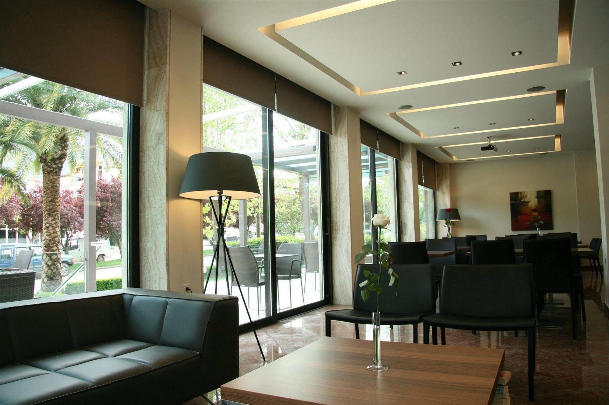 Alexakis Hotel & Spa Loutra Ipatis Exterior photo